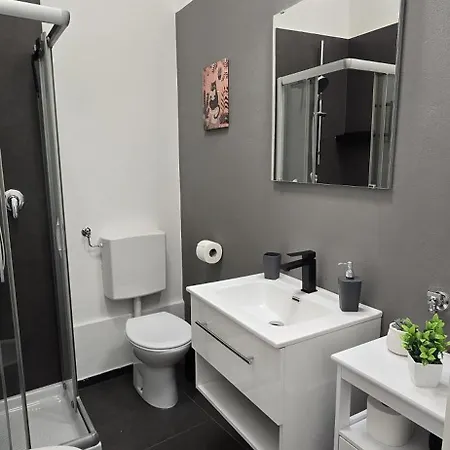 Centro Storico - Loft Moderno A - Wi-fi トリエステ